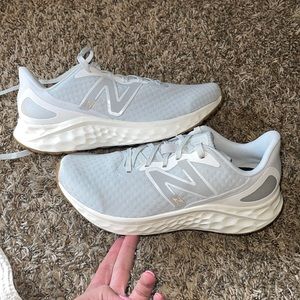 New Balance Fresh Foam Arishi V4